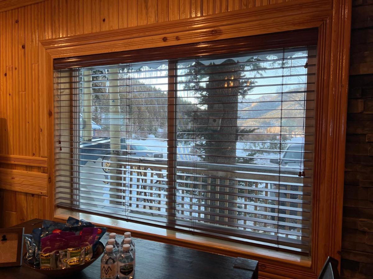 Mountain View Lodge Red River Eksteriør billede