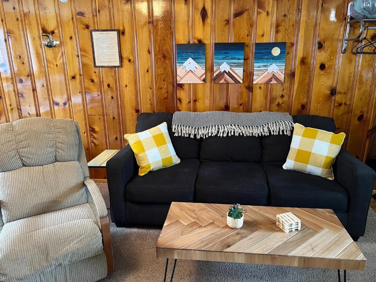 Mountain View Lodge Red River Eksteriør billede