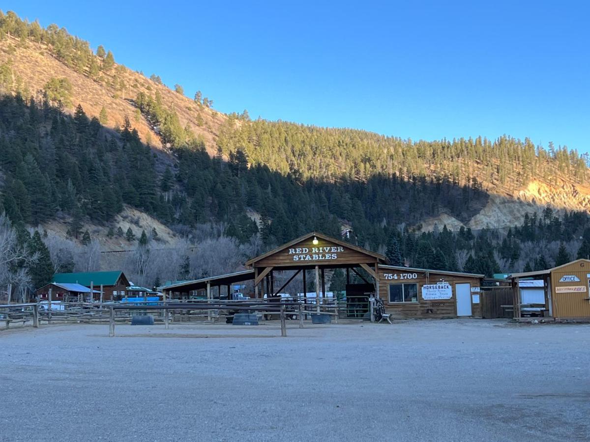 Mountain View Lodge Red River Eksteriør billede
